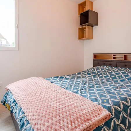 Apartment Plage-25 By Interhome